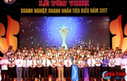 Hà Tĩnh tôn vinh 55 doanh nghiệp, doanh nhân tiêu biểu năm 2017