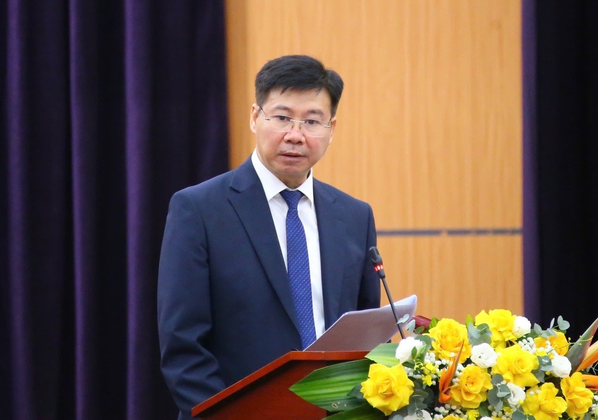 Doanh nghiệp méo mặt vì nghẽn thủ tục trực tuyến, hồ sơ treo kéo dài